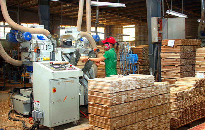 Chế biến gỗ xuất khẩu