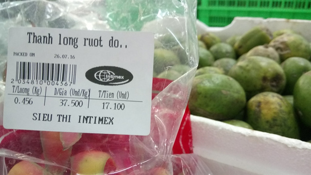 Giá thanh long tại siêu thị Intimex Hà Nội ngày 27/7/2016